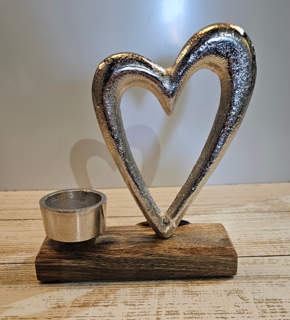 Metal Heart Tealight Holder