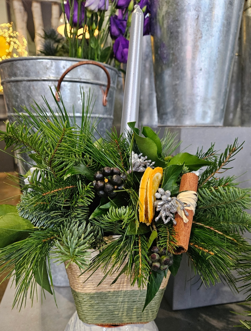 Small Christmas Arrangement